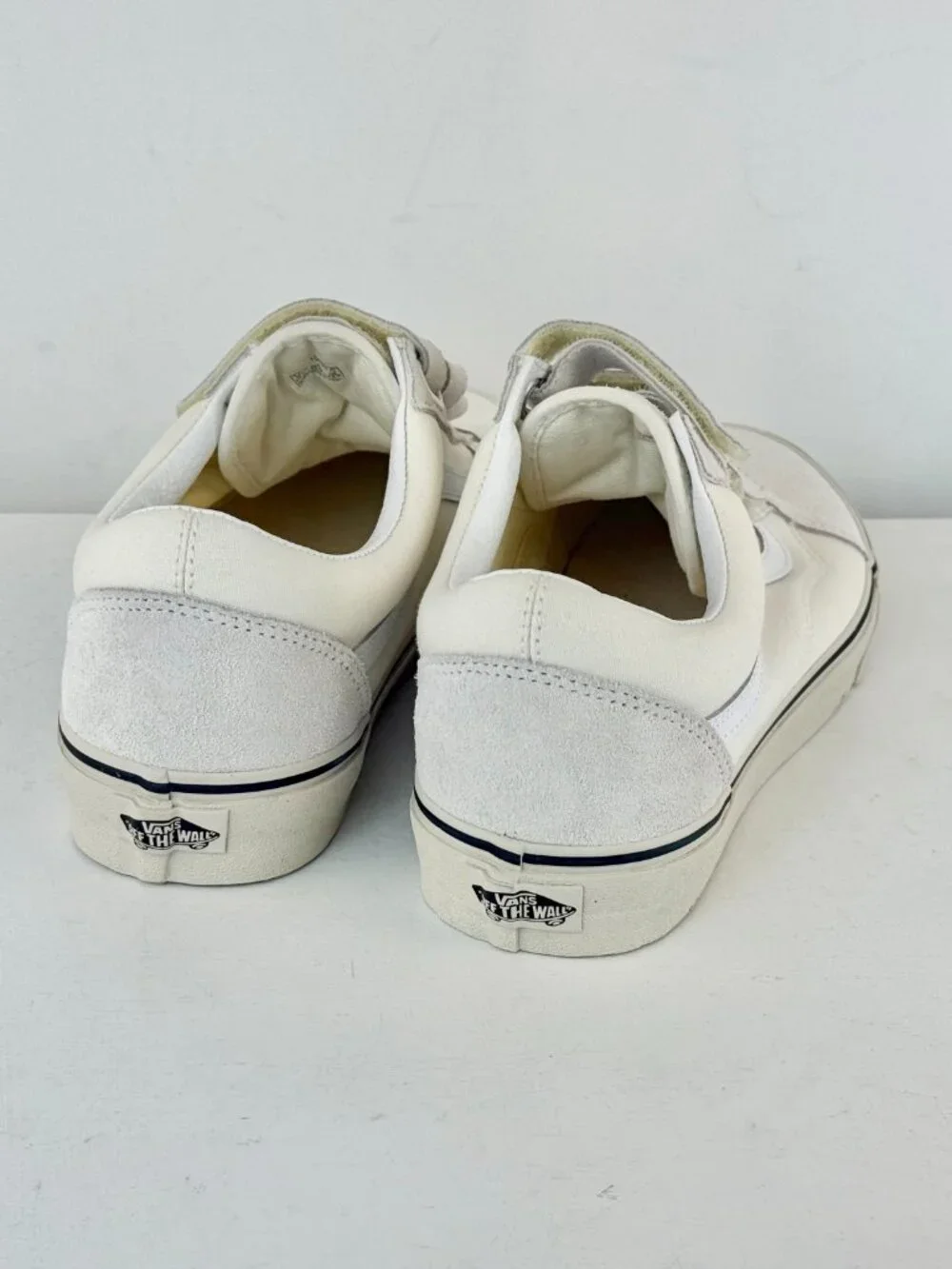 M11.5, W13 - Vans Old Skool V Suede Canvas Sneaker - Marshmallow/Turtledove